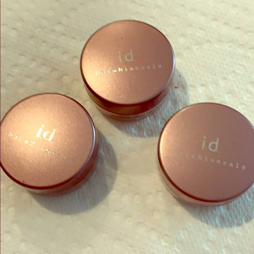 Bare minerals eyeshadow and blush